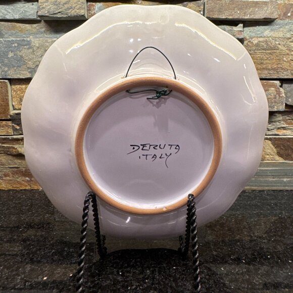 Deruta Hand Painted plate with blue and yellow flowers, hook for hanging - Picture 3 of 11